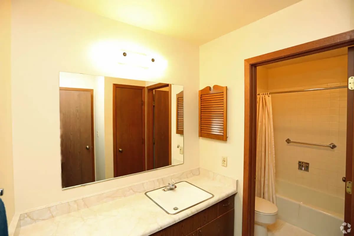 Petretti Apartment (2524 18th St) - Apartment - 19
