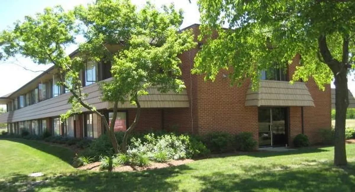 Kenosha apartments for rent - Property image - Maplewood Apartment (40th Street #19) - 2