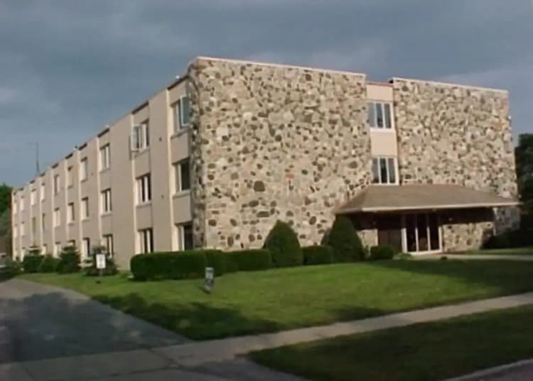 Kenosha apartments for rent - image - i.webp
