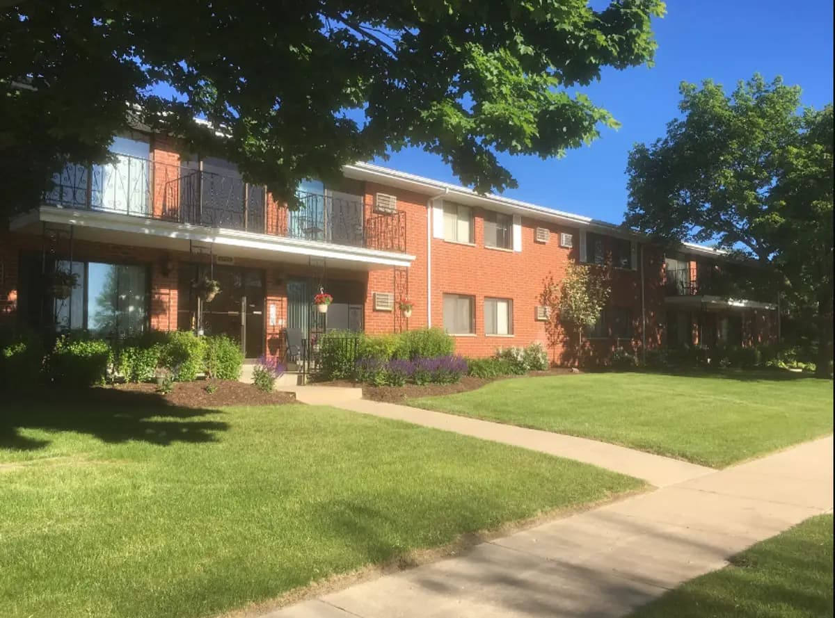 Kenosha apartments for rent - Property image - 1719 15th Ave - 2