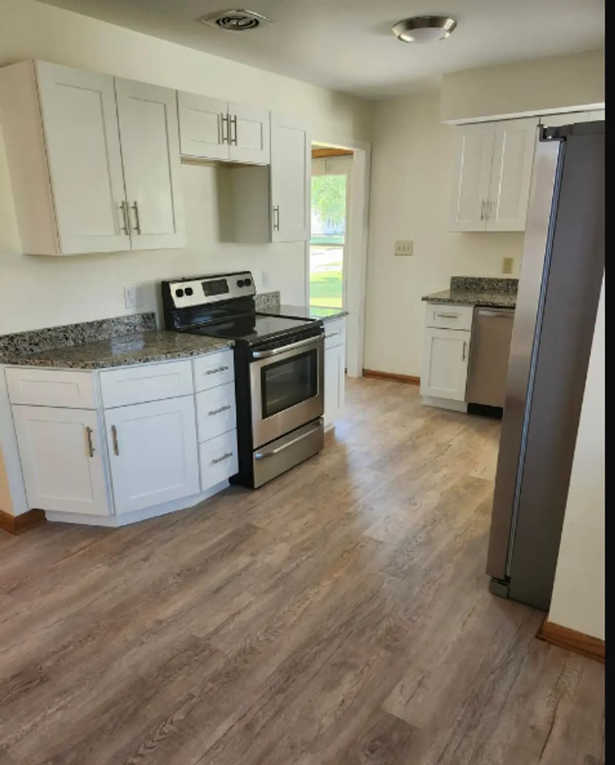 Kenosha apartments for rent - Property image - 7841 10th Ave - 2