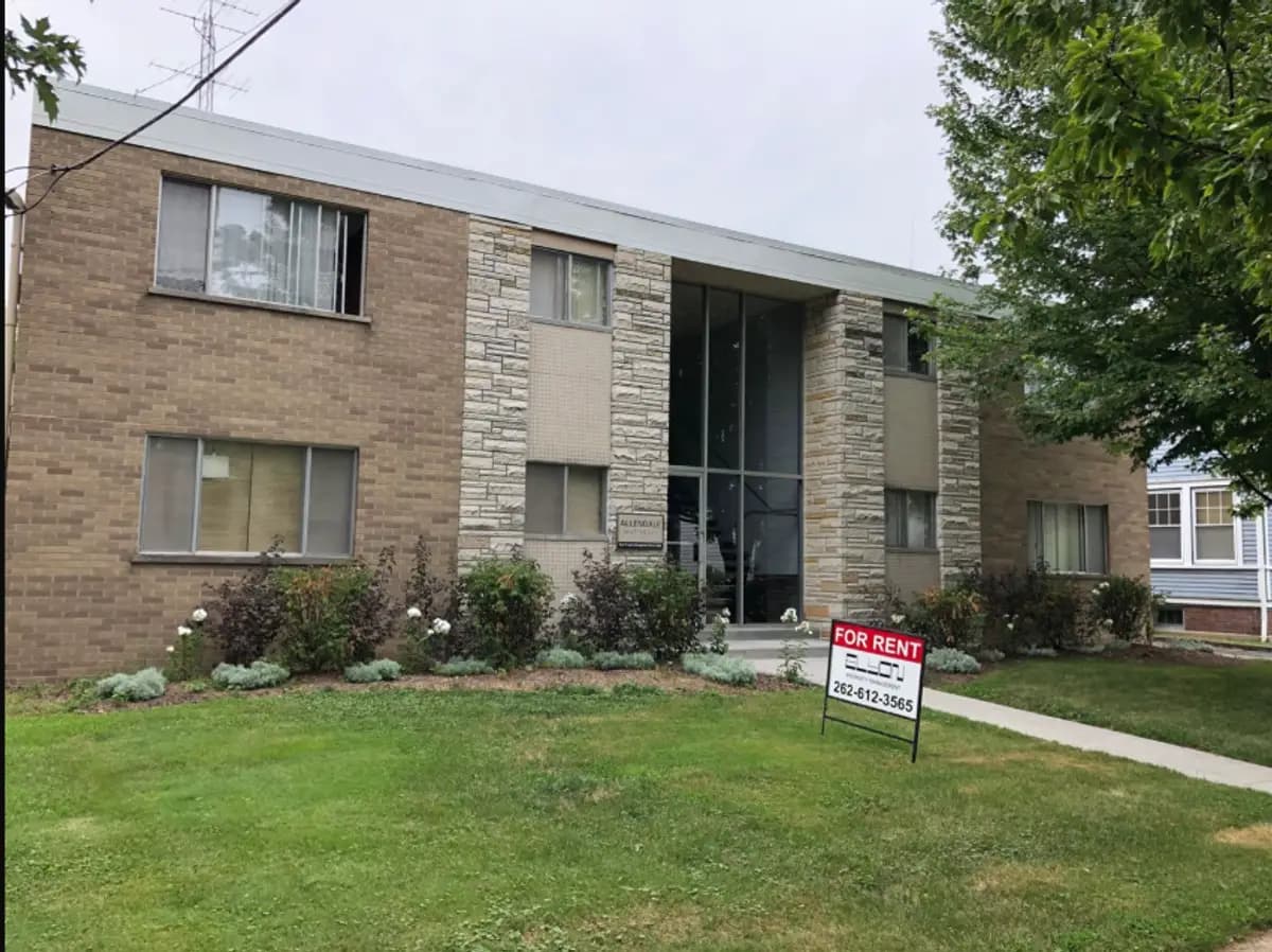 Kenosha apartments for rent - Property image - Allendale Apartments - 1