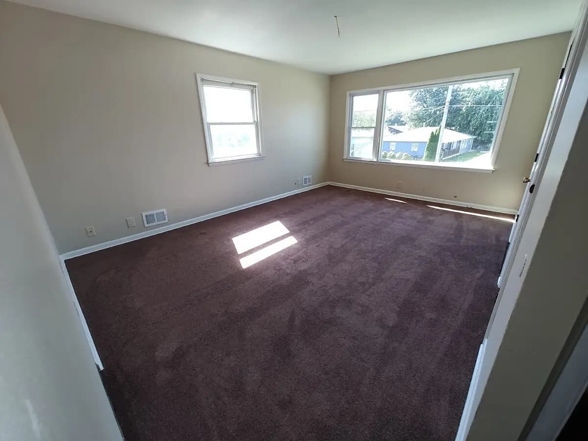 Kenosha apartments for rent - Property image - 4805 38th Ave Apartments Unit UPPER - 2