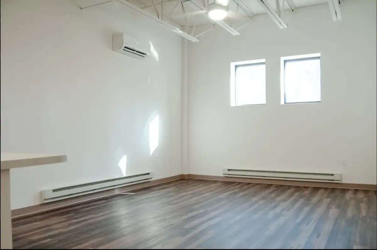 Gateway Lofts - Apartment - 13