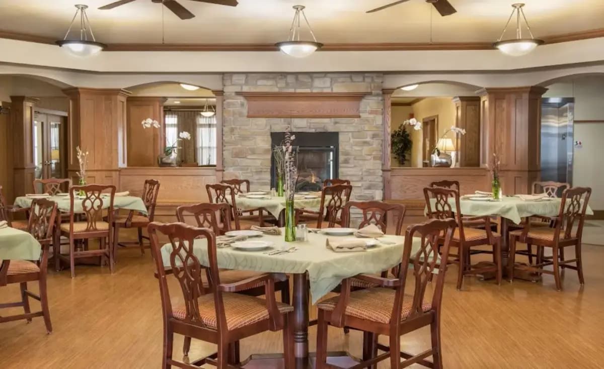 Celebre Place  - Apartment - 6