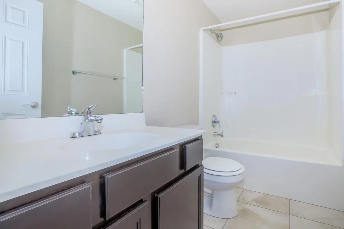 Railway Manor - Townhome - 22