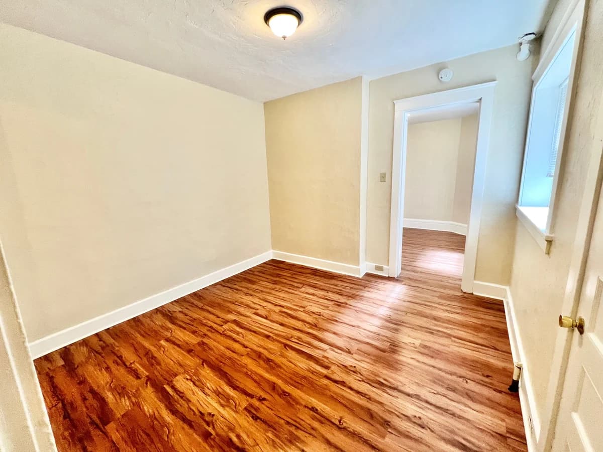 Cross Apartments - Apartment - 19
