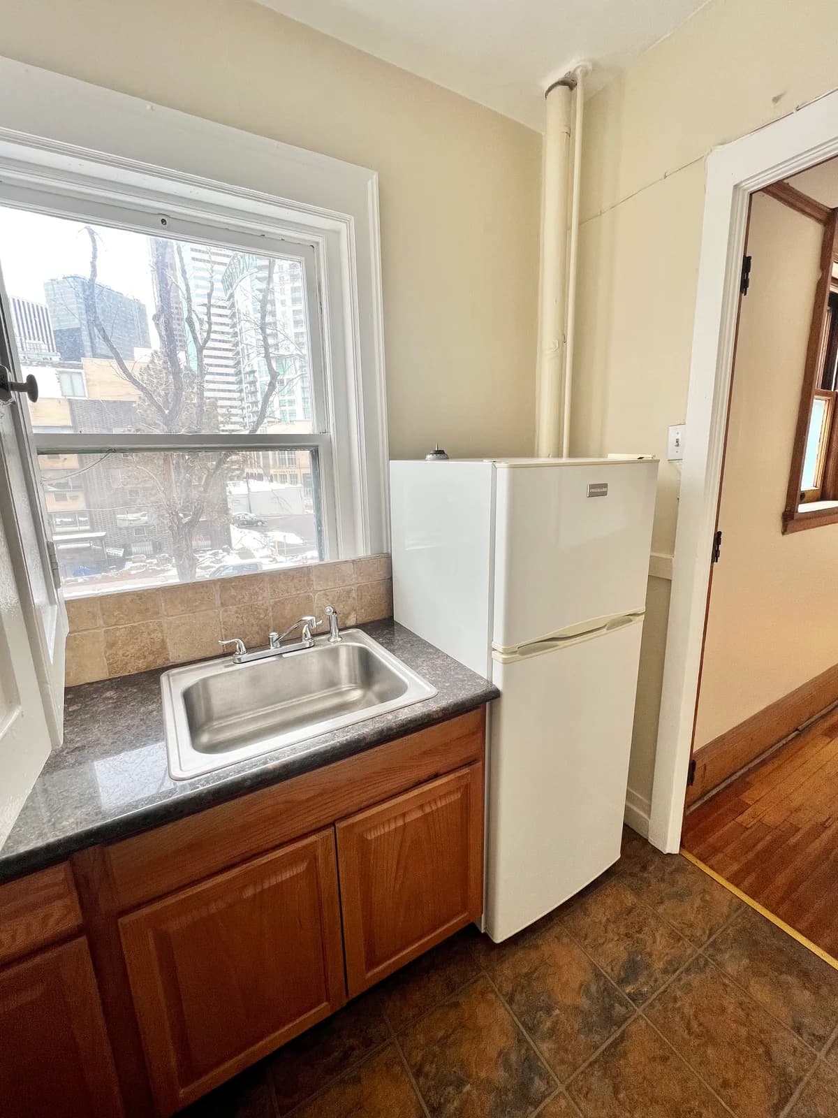 Kenosha apartments for rent - image - IMG_0808