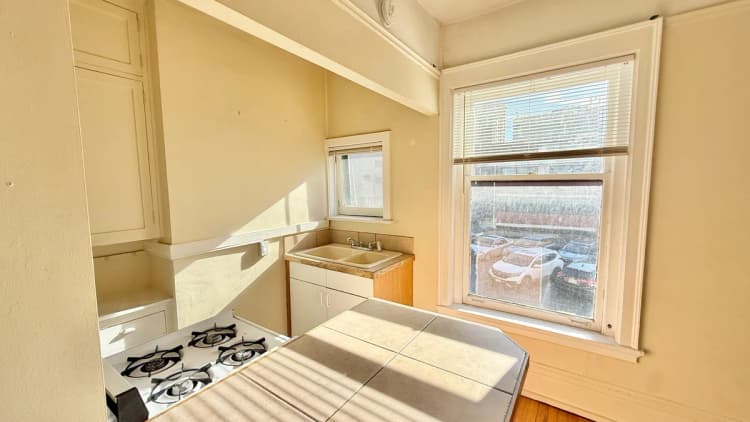 Kenosha apartments for rent - image - A07CB8A1-BB69-46F4-8F09-86BDD50A5DCF