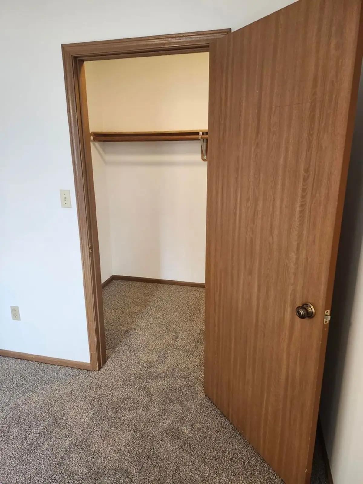undefined apartments for rent - image - large (29).jpg2