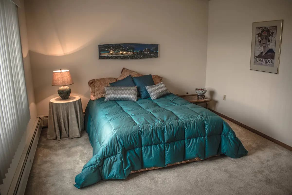 Kenosha apartments for rent - Property image - Petretti Apartments (1711 Birch Rd) - 3
