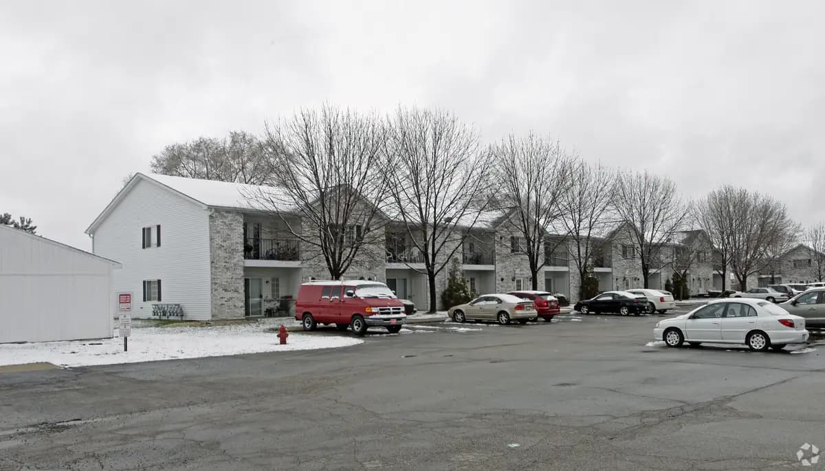 Kenosha apartments for rent - Property image - Villa Michael - 2