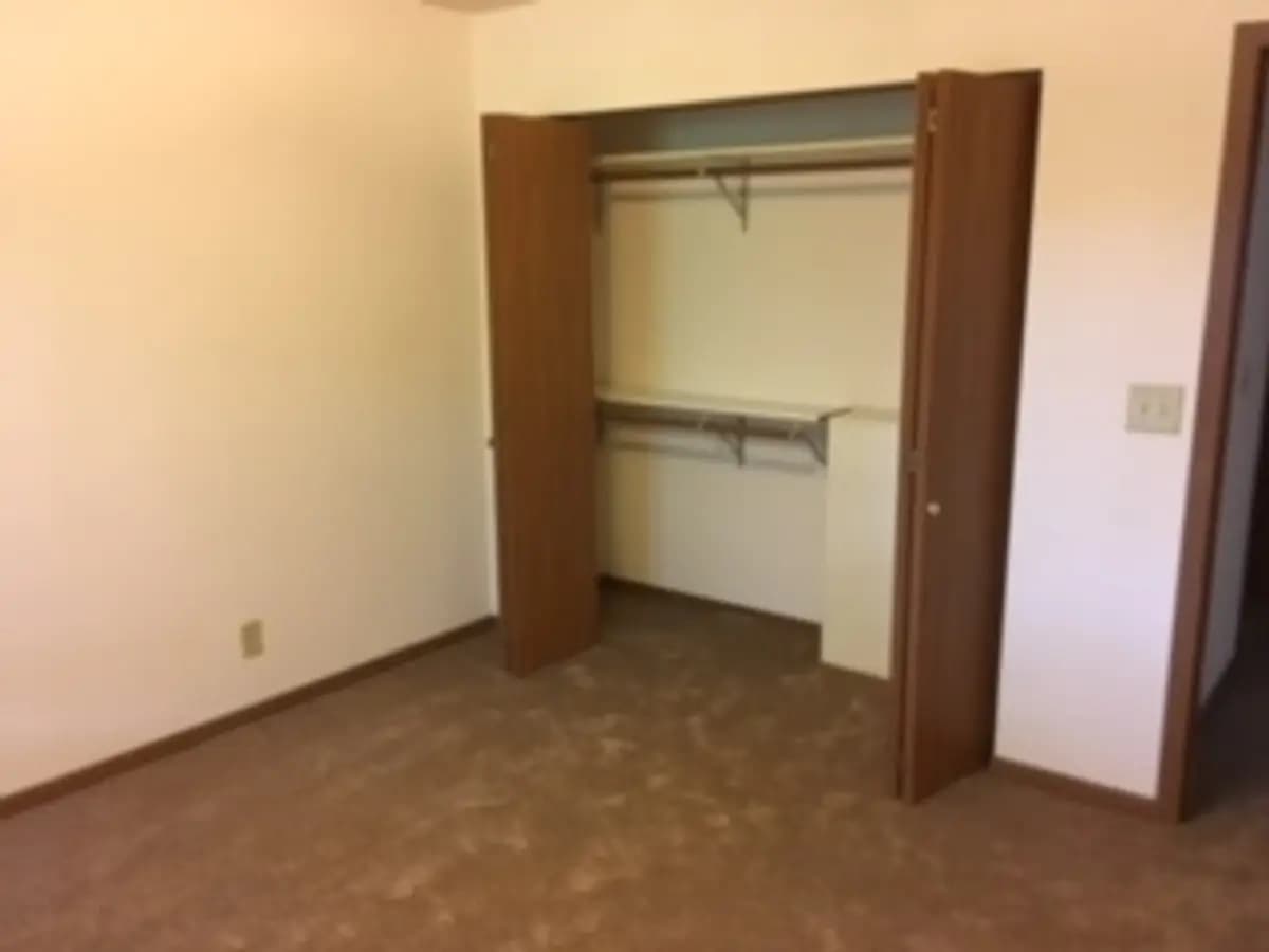 Kenosha apartments for rent - Property image - Villa Rosa Apartments - 3