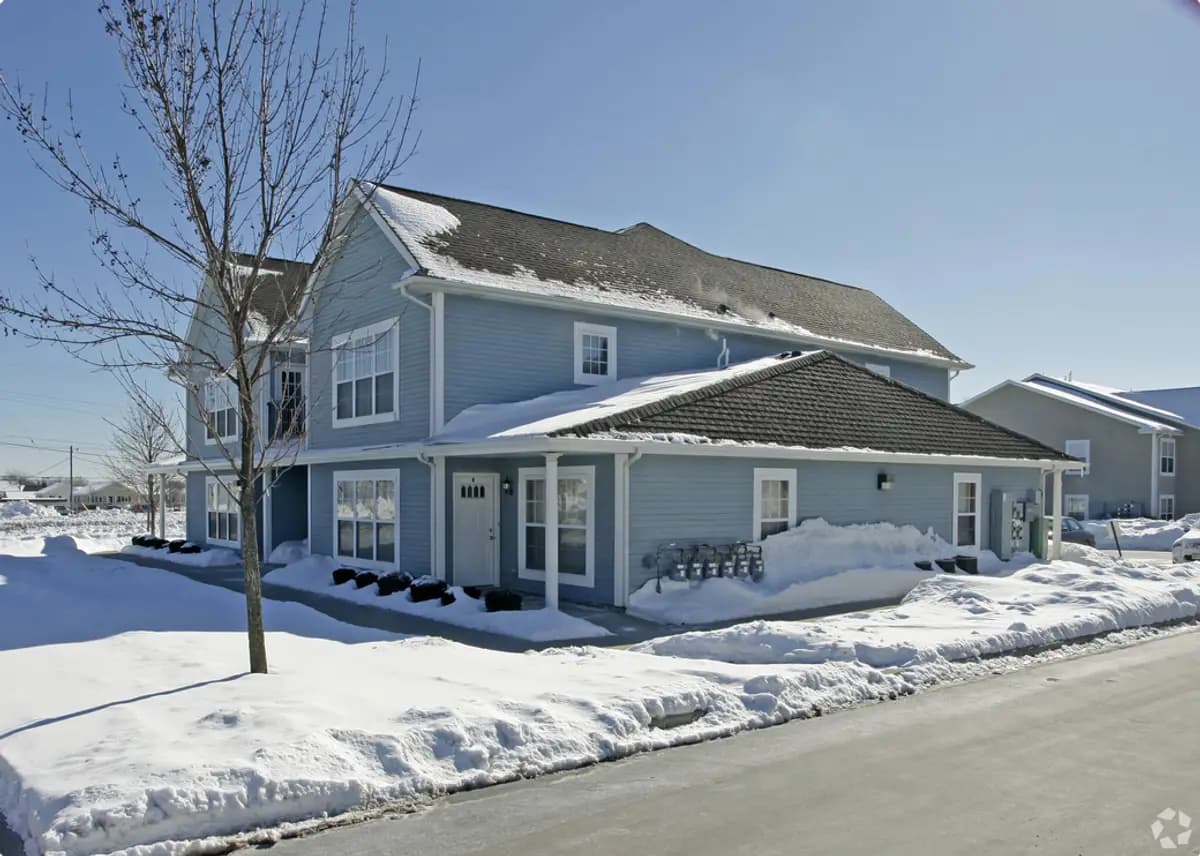 Kenosha apartments for rent - Property image - Jamestown Apartments - 1