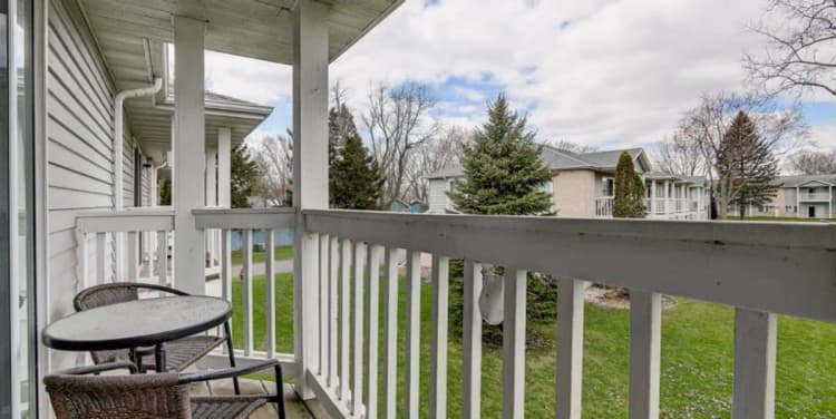 Kenosha apartments for rent - image - bayside-townhomes-1669151045605.jpeg