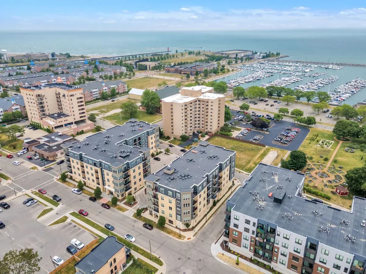 Kenosha apartments for rent - Property image - Lofts2 apartments - 1