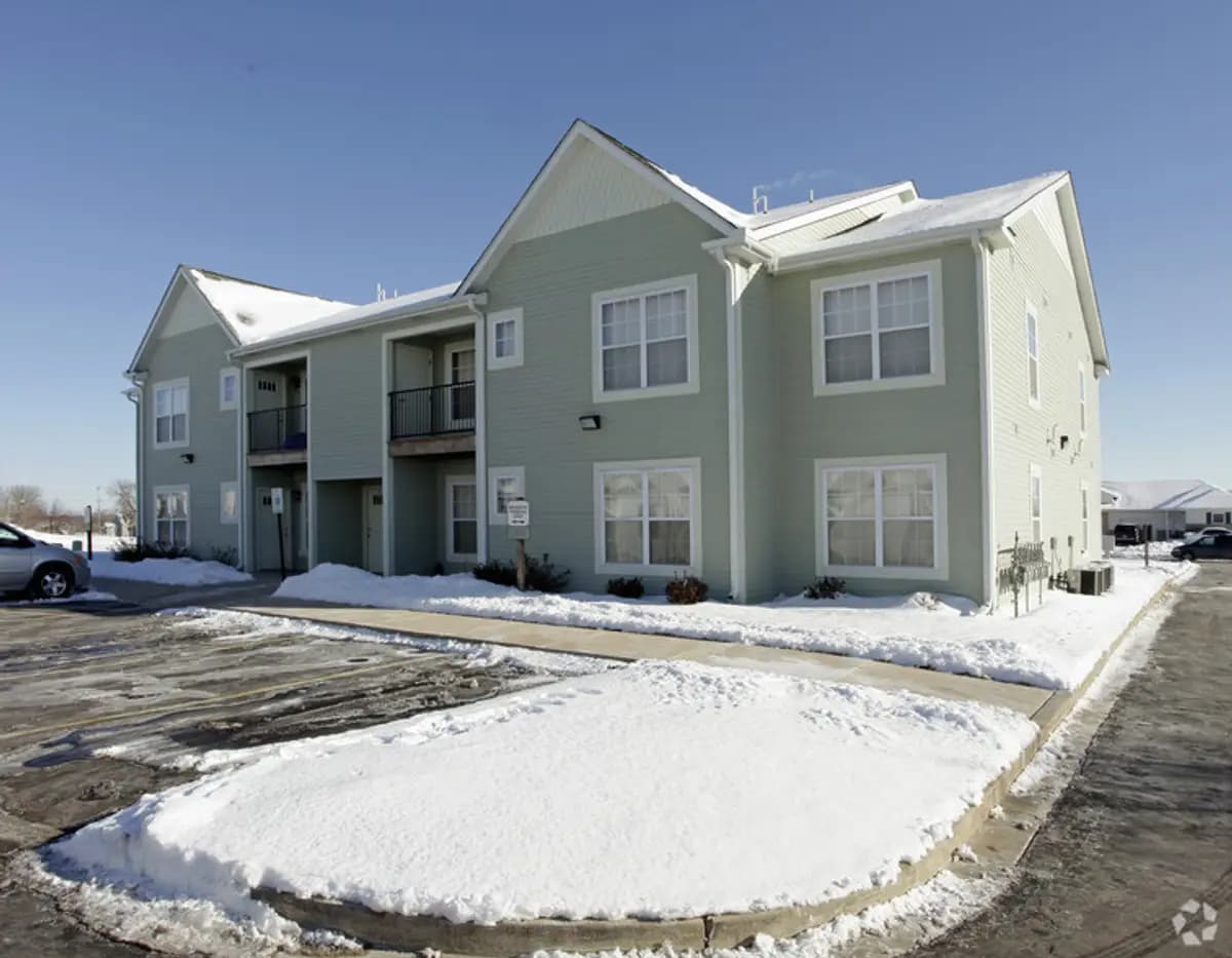 Kenosha apartments for rent - image - charleston-apartments-kenosha-wi-building-photo.jpg