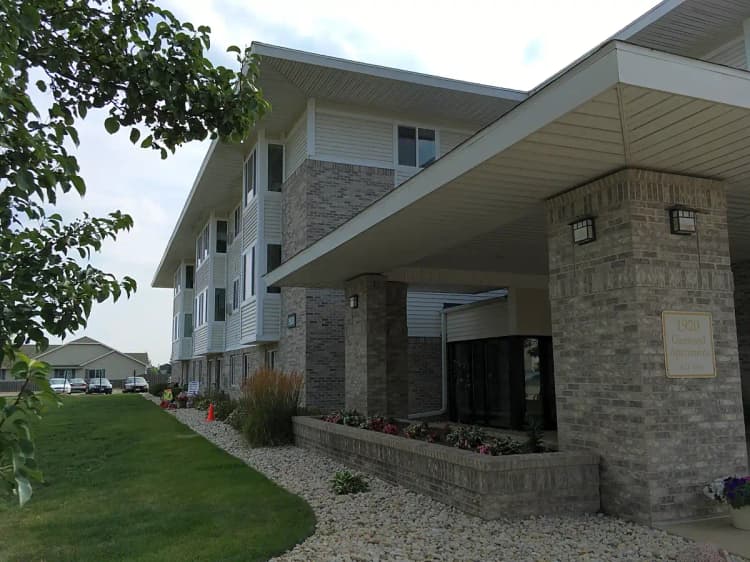Kenosha apartments for rent - image - 8f6962b2a85742f7fb106eb83d951352.webp