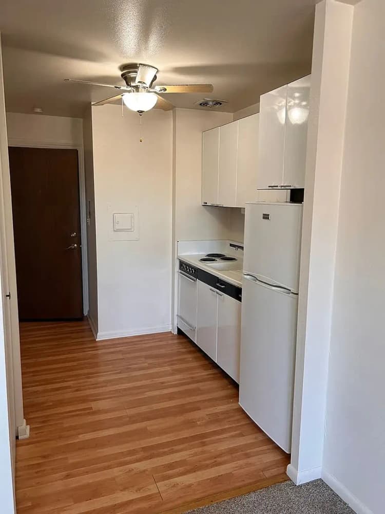 Kenosha apartments for rent - image - a4c57d1a3b343d9e7c78da6124b1398f-uncropped_scaled_within_1536_1152.webp
