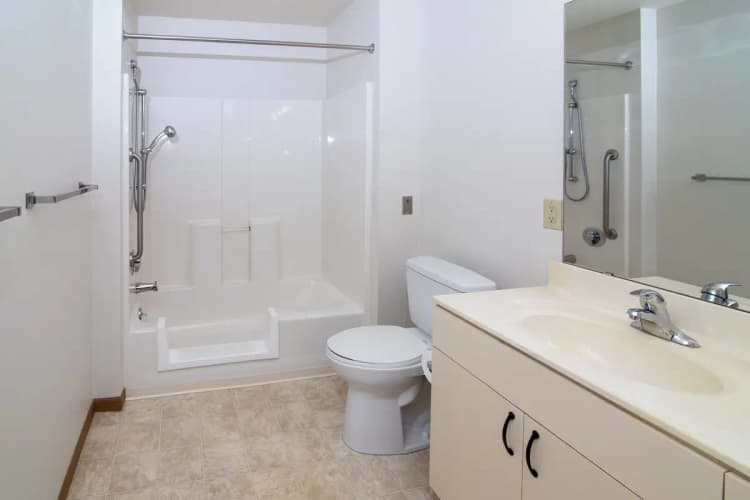 Kenosha apartments for rent - image - IMG_2515-1-scaled.jpg