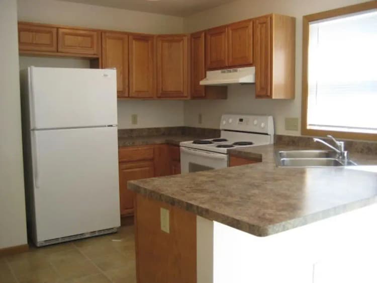 Kenosha apartments for rent - image - abe35e2058b96c3104f66c830e926fa7-cc_ft_1536.webp