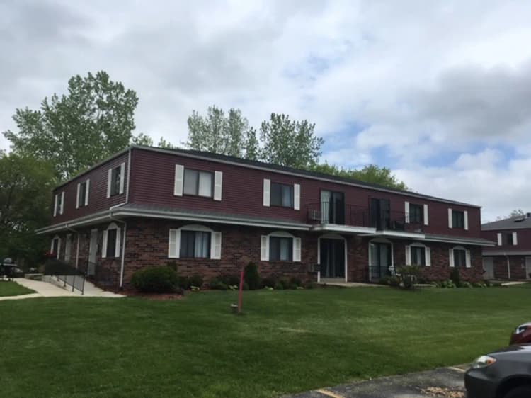 Kenosha apartments for rent - image - 1fef68e39609a6d233be5633e988888e.jpeg