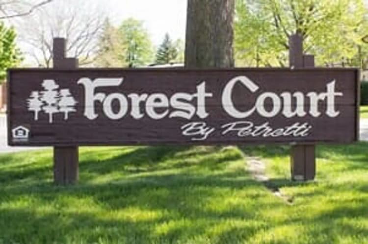 Kenosha apartments for rent - image - forest-court-1.jpg
