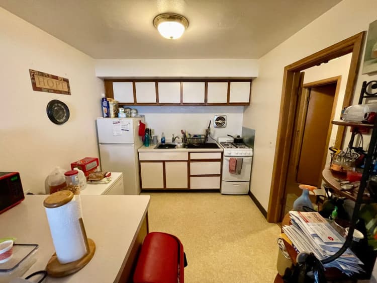 Kenosha apartments for rent - image - large (2).jpeg