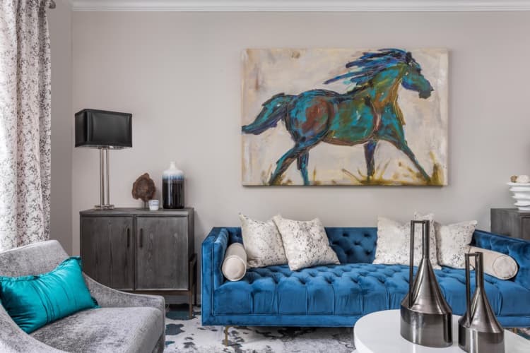 Kenosha apartments for rent - image - 02_LivingRoom_Oxmoor_2018@3x.jpg