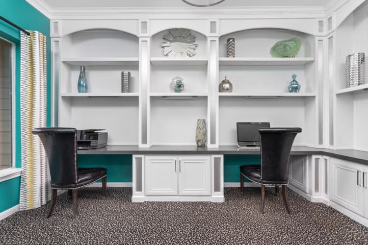 Kenosha apartments for rent - image - 19_Clubhouse_Oxmoor_2018@3x.jpg
