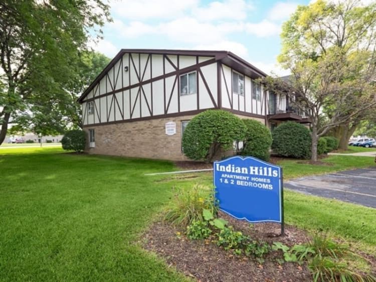 Kenosha apartments for rent - image - Indian-Hills-Banner-Image-1.jpg