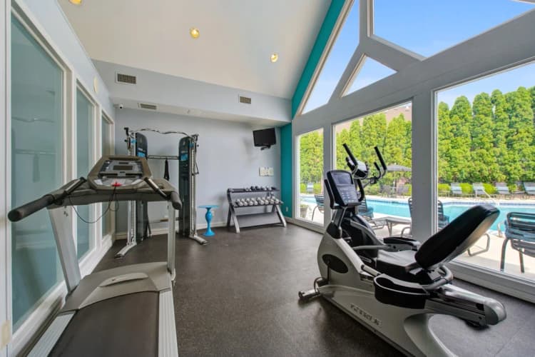 Kenosha apartments for rent - image - 10_FitnessCenter_ProspectPark_2021@3x.jpg