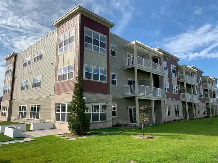 Kenosha apartments for rent - image - 672b7d87dda7cbca736187bd-44d040_e886aa09e9de44149000998ef2de81f5~mv2_d_4032_3024_s_4_2 (1).avif