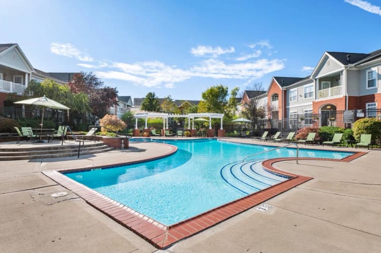 Kenosha apartments for rent - image - Columns on Wetherington-POI-011@3x.jpg