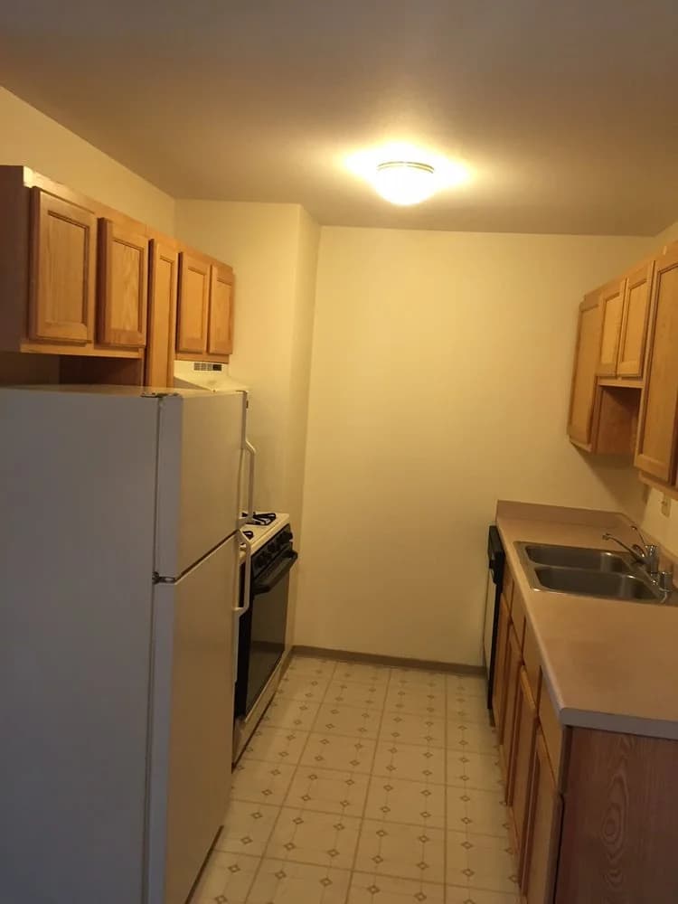 Kenosha apartments for rent - image - Indian-Hill-014-Apartments.jpg