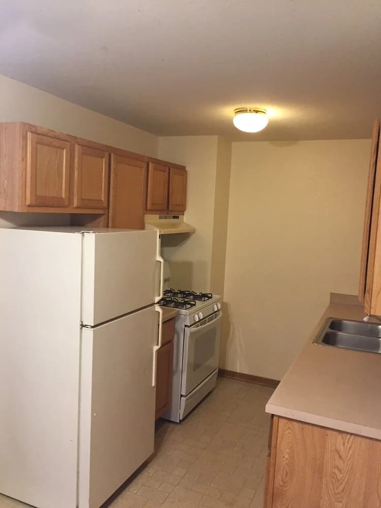 Kenosha apartments for rent - image - Indian-Hill-012-Apartments.jpg