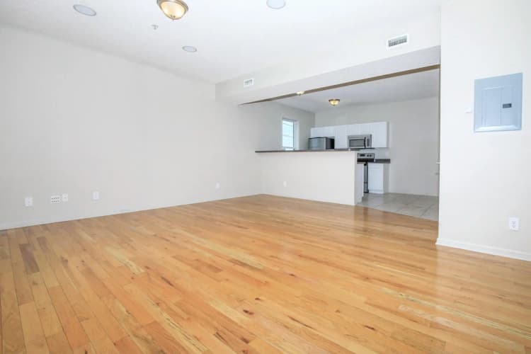Kenosha apartments for rent - image - 21958319
