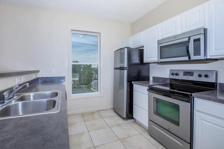 Kenosha apartments for rent - image - 21958324