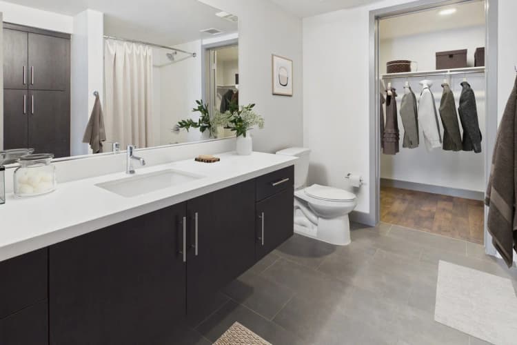 Kenosha apartments for rent - image - 29043569