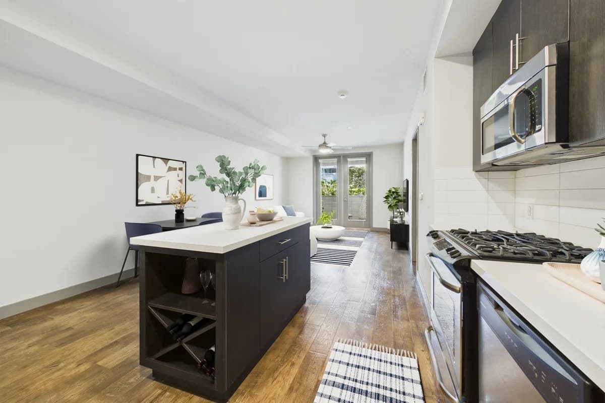 Kenosha apartments for rent - image - 29043321