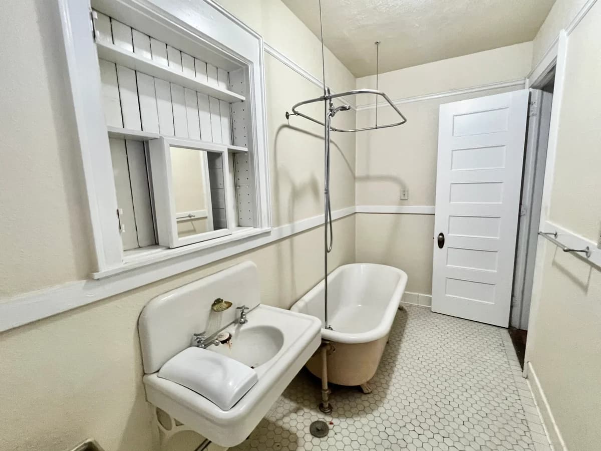 Kenosha apartments for rent - image - IMG_8755