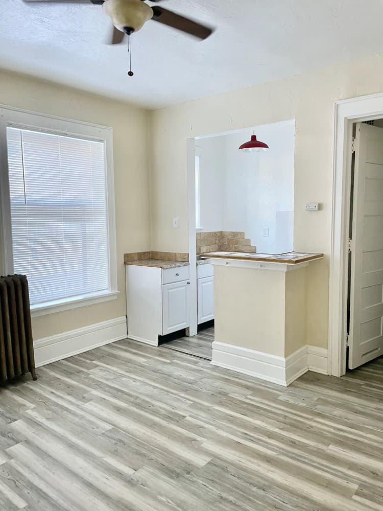 Kenosha apartments for rent - image - photo feb 04, 4 03 38 pm