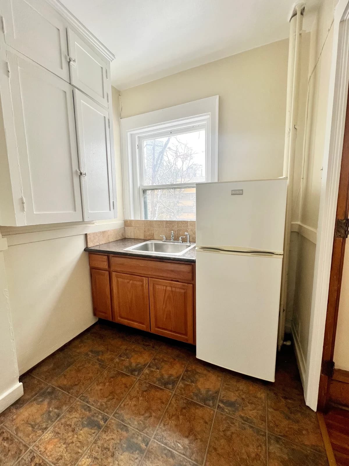Kenosha apartments for rent - image - IMG_0807