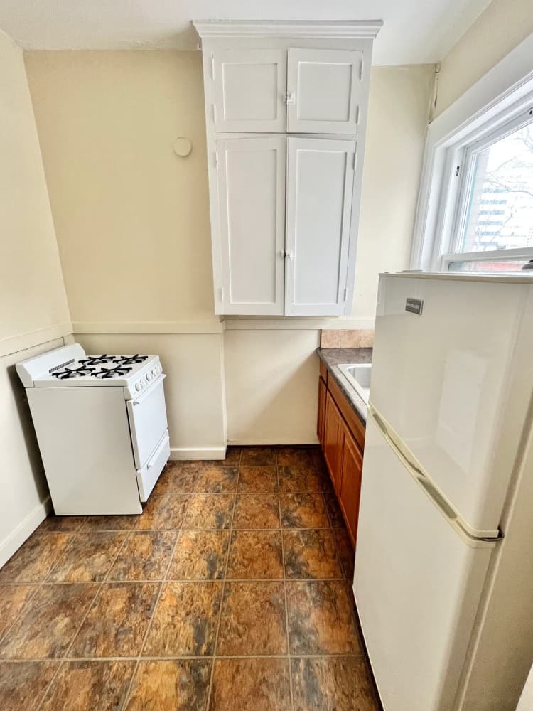 Kenosha apartments for rent - image - IMG_0810