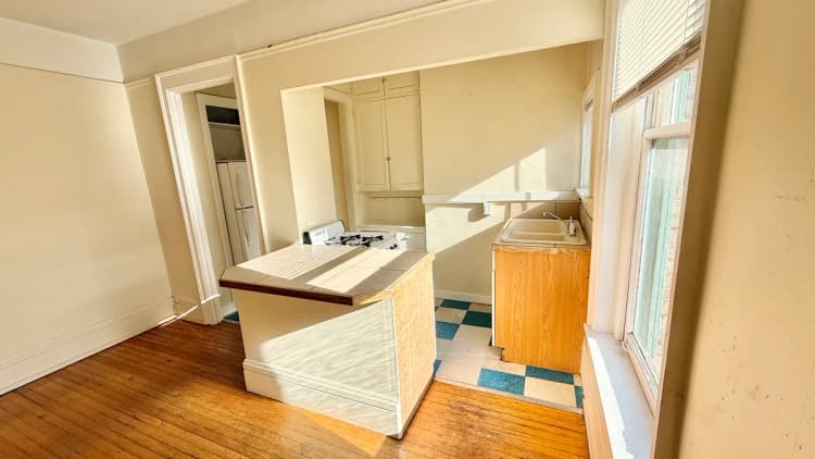 Kenosha apartments for rent - image - 1C504838-ED04-4CB2-97A4-3F9B627B44E4