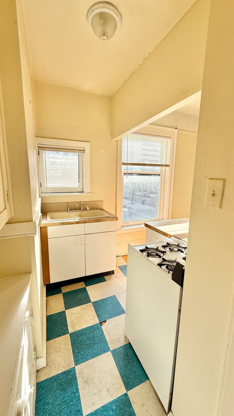 Kenosha apartments for rent - image - F5286C36-7E98-46FB-A569-B5B507E63370