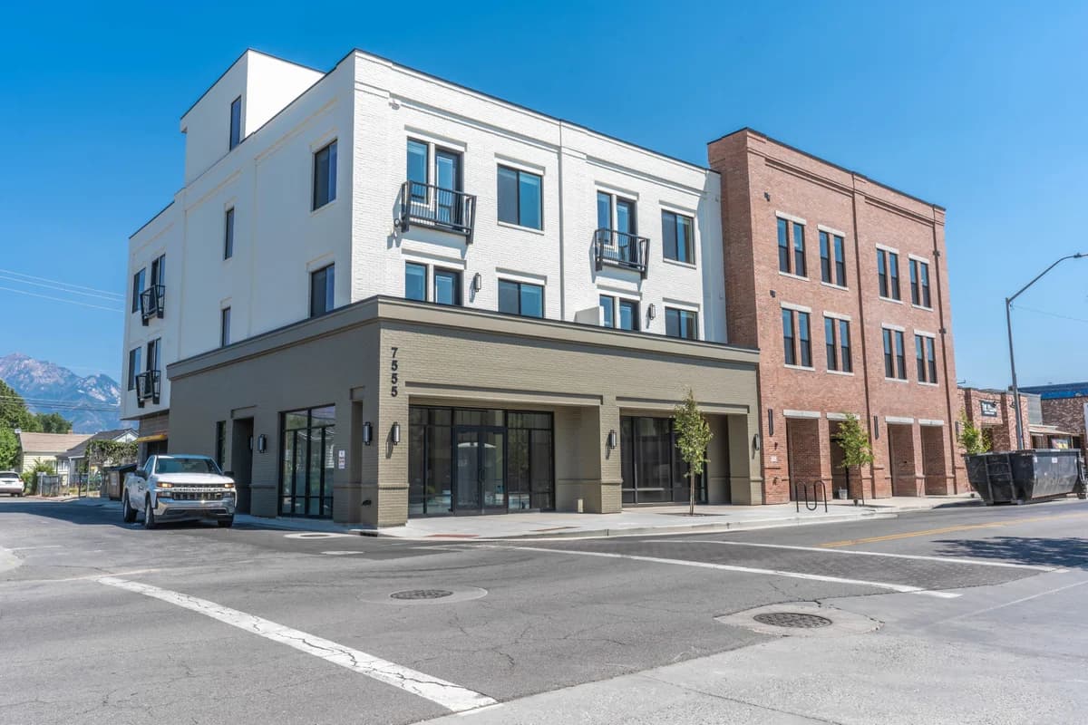 Kenosha apartments for rent - image - Exterior-1