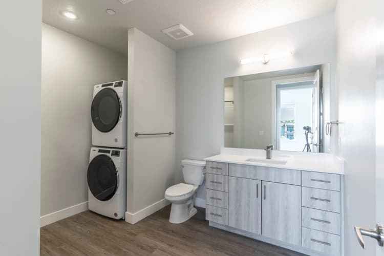 Kenosha apartments for rent - image - 302-10