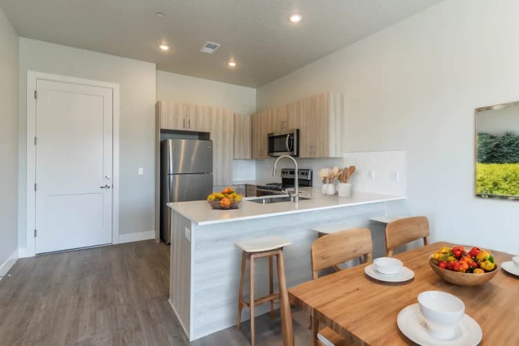 Kenosha apartments for rent - image - Virtual Staging AI - 201-3 - August 5, 2024 14_50