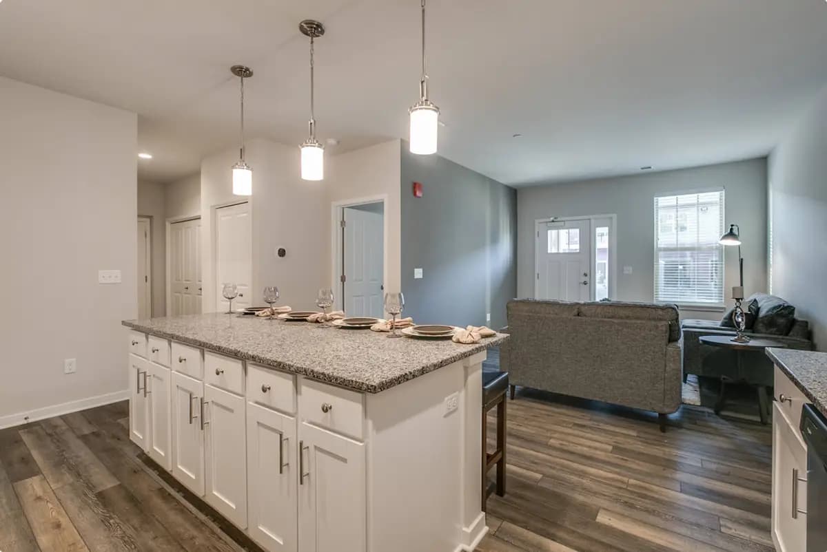 undefined apartments for rent - image - Screenshot 2024-09-09 at 18-17-15 Market Square Apartments - Apartments in Kenosha WI Apartments.com.png